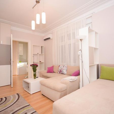 Apartment Mina Белград Экстерьер фото